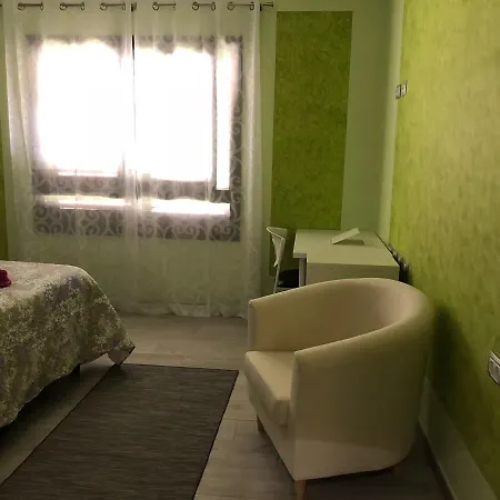 Vivienda Sara アパート *