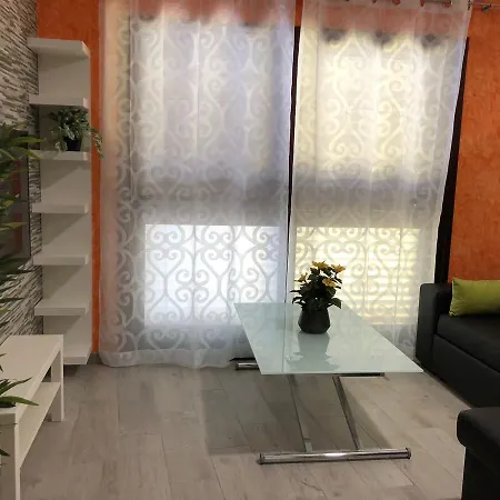 Vivienda Sara アパート *